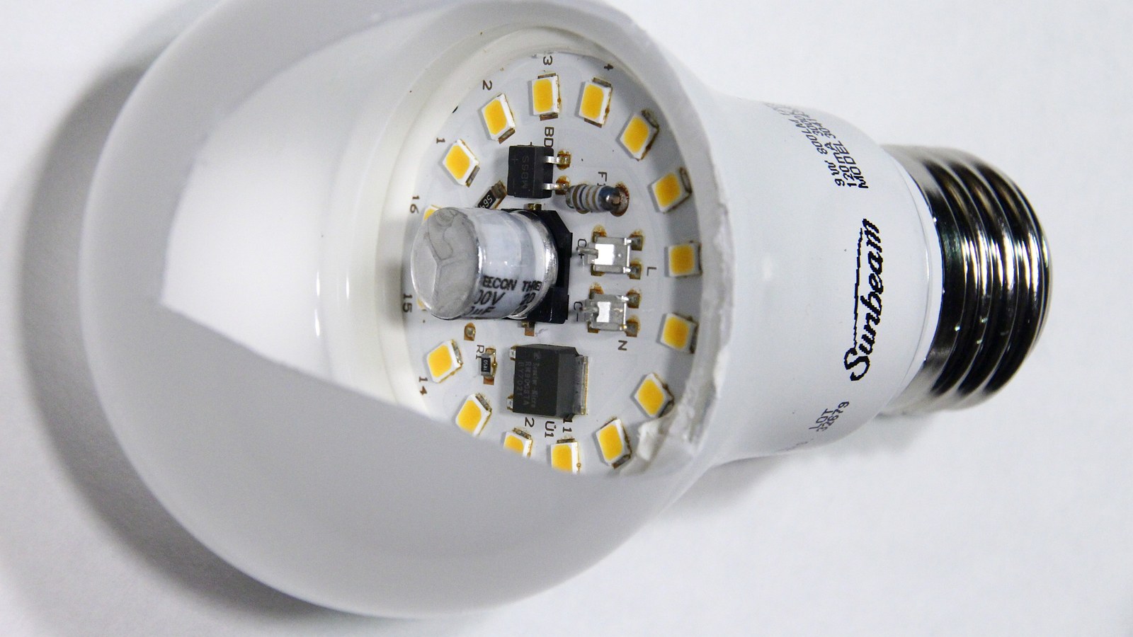 Home Current editorial image for LED bulb buying guide for rooms that need better light