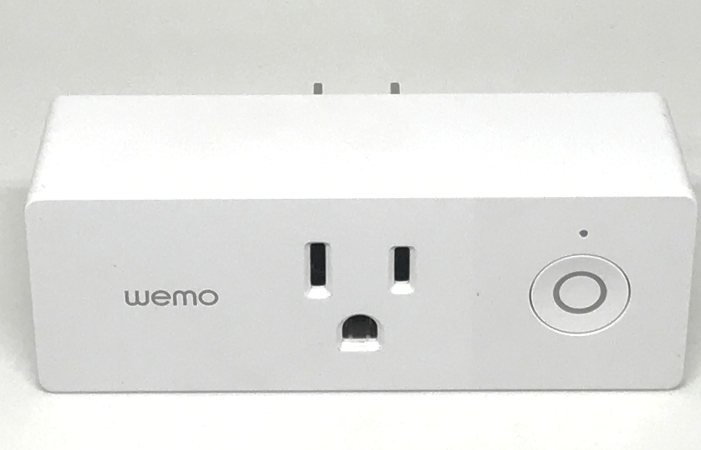 Real photo of wemo mini smart plug side photo for Timer plugs vs smart plugs for UK homes