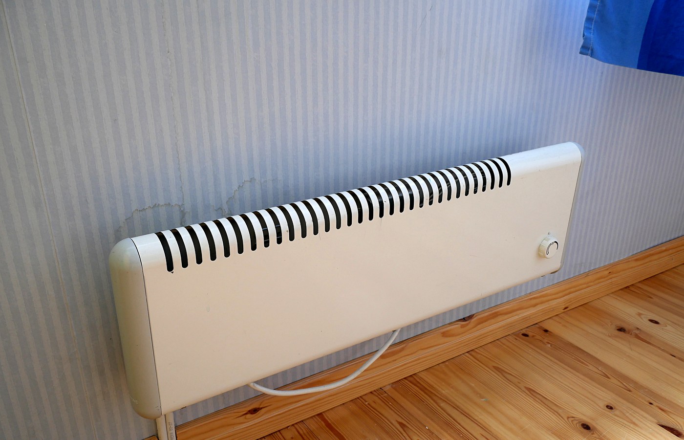 Real photo of white electric radiator photo for What to check before buying an electric heater